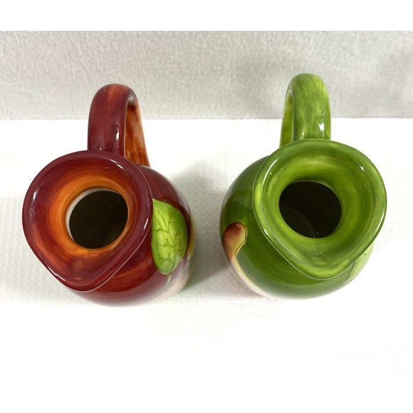 Vinegar & Oil Cruet Set Ceramic Chili Peppers Home Decor Handle Spout - Picture 9 of 12